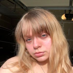 Meet your Posher, Laci